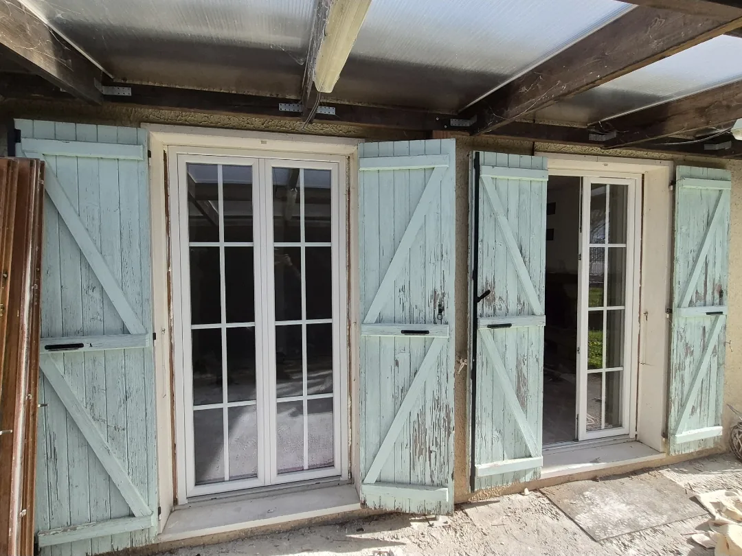 Portes-fenêtres PVC petits bois